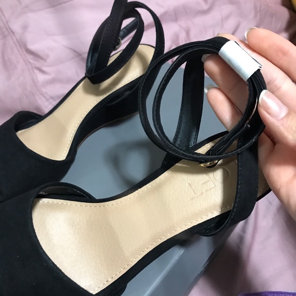 Loft ankle strap wedge size 6 - Picture 6 of 6